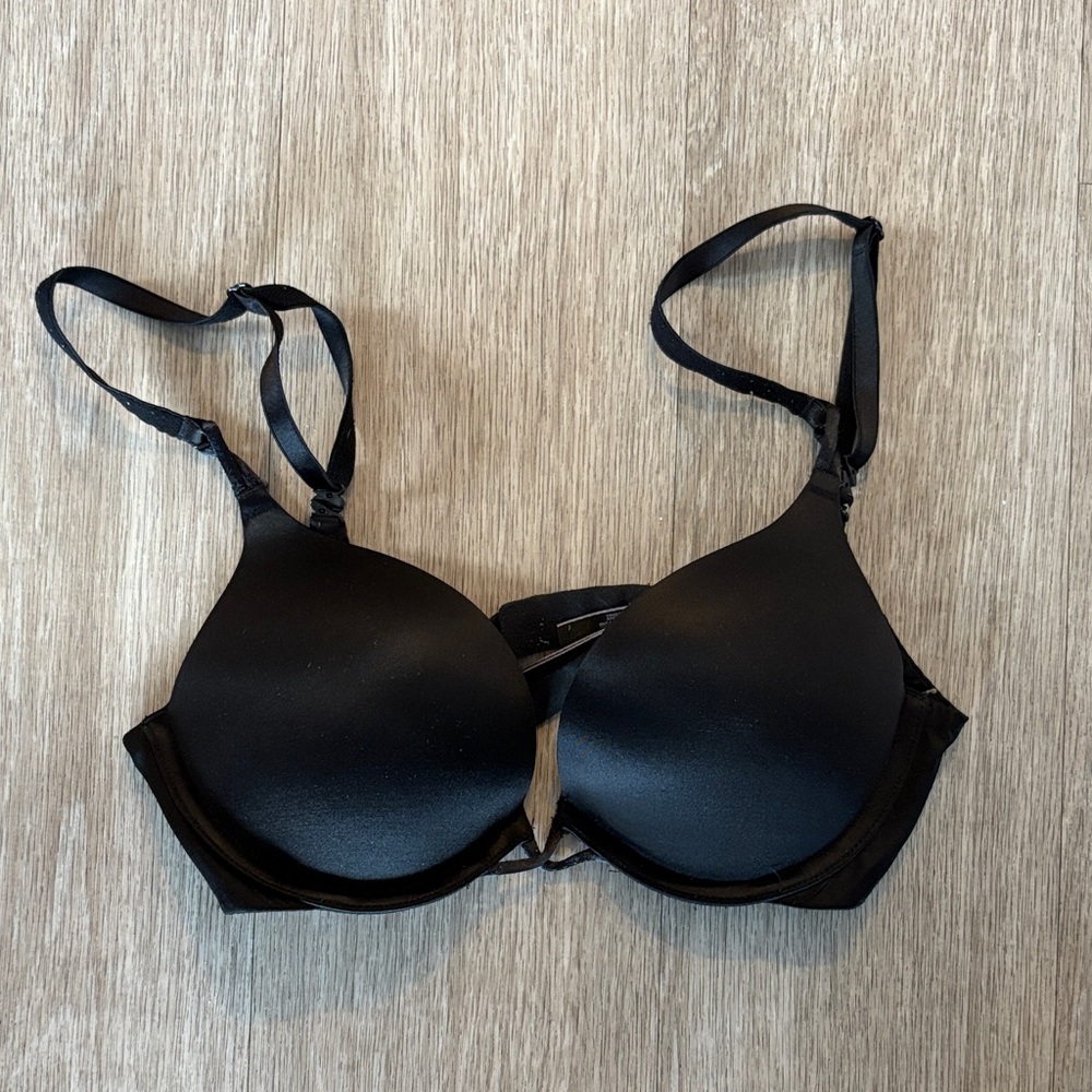 Victorias Secret Black Bombshell Bra Size 32C